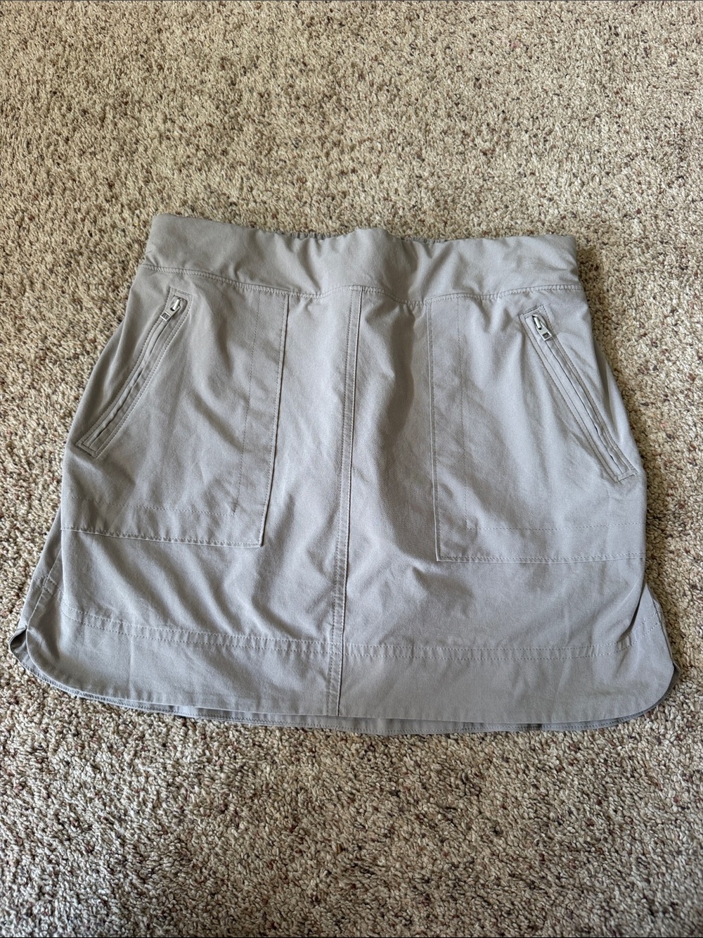 Athleta Light Gray Active Zip-Pocket Skort